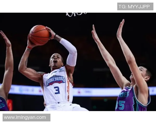 阿列克谢-施韦德因伤缺席CBA比赛，球队实力大打折扣