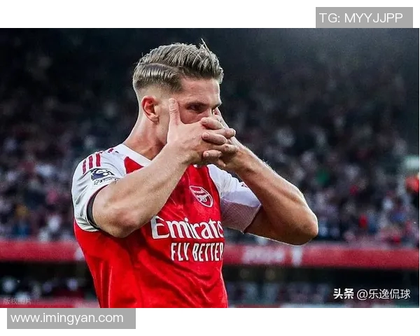 阿森纳队长奥巴梅扬发文激励队友：必须在下个赛季拼尽全力冲击冠军！