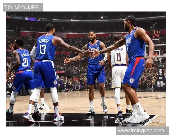 2017年NBA季后赛骑士对阵猛龙首场激战回顾与精彩瞬间分析