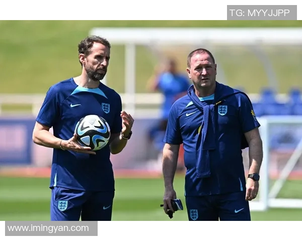 英格兰足球队名单公布:拉什福德、斯特林领衔新生力量崭露头角 英格兰足球队名单公布:拉什福德、斯特林领衔新生力量崭露头角