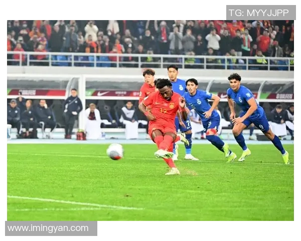 美媒热评中国足球比赛直播引发的热议与期待