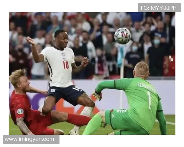 斯洛代克在与英格兰的对决中展现出惊人实力与战术智慧的较量 斯洛代克在与英格兰的对决中展现出惊人实力与战术智慧的较量