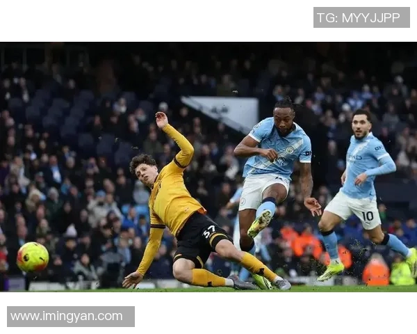 曼城与狼队激战正酣双方争夺激烈精彩瞬间回顾